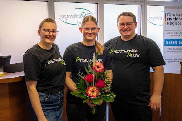Phyiotherapie Meling Empfang mit Team